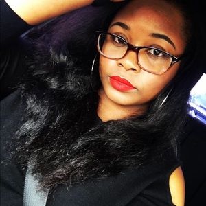 Meet your Posher, Jasmine